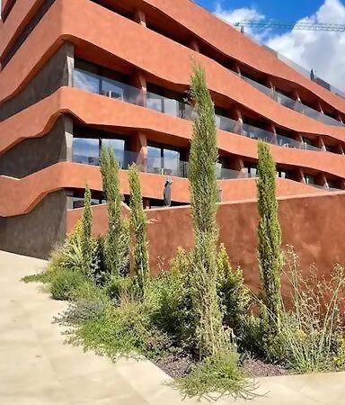Resort Y Piscina Junto A La City Murcia Eksteriør billede