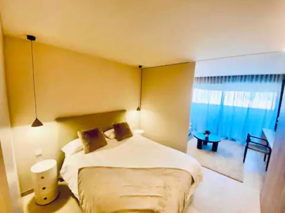 Resort Y Piscina Junto A La City Murcia Eksteriør billede